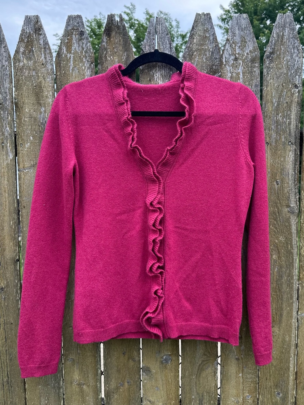 Garnet Hill 100% Cashmere Ruffle Cardigan Raspberry Pink Sweater Women’s Size S*